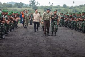 Menhan RI Jenderal TNI (Purn) Sjafrie Sjamsoeddin Tinjau Brigif dan Yonif di Dompu NTB