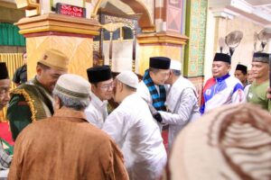 Subuh Berjamaah di Dompu, Gubernur NTB Bawa Kabar Gembira Pembangunan Daerah