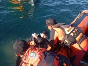 Korban Tenggelam di Pantai Lakey Ditemukan Meninggal Dunia, Jenazah Akan Dipulangkan ke Jawa Barat